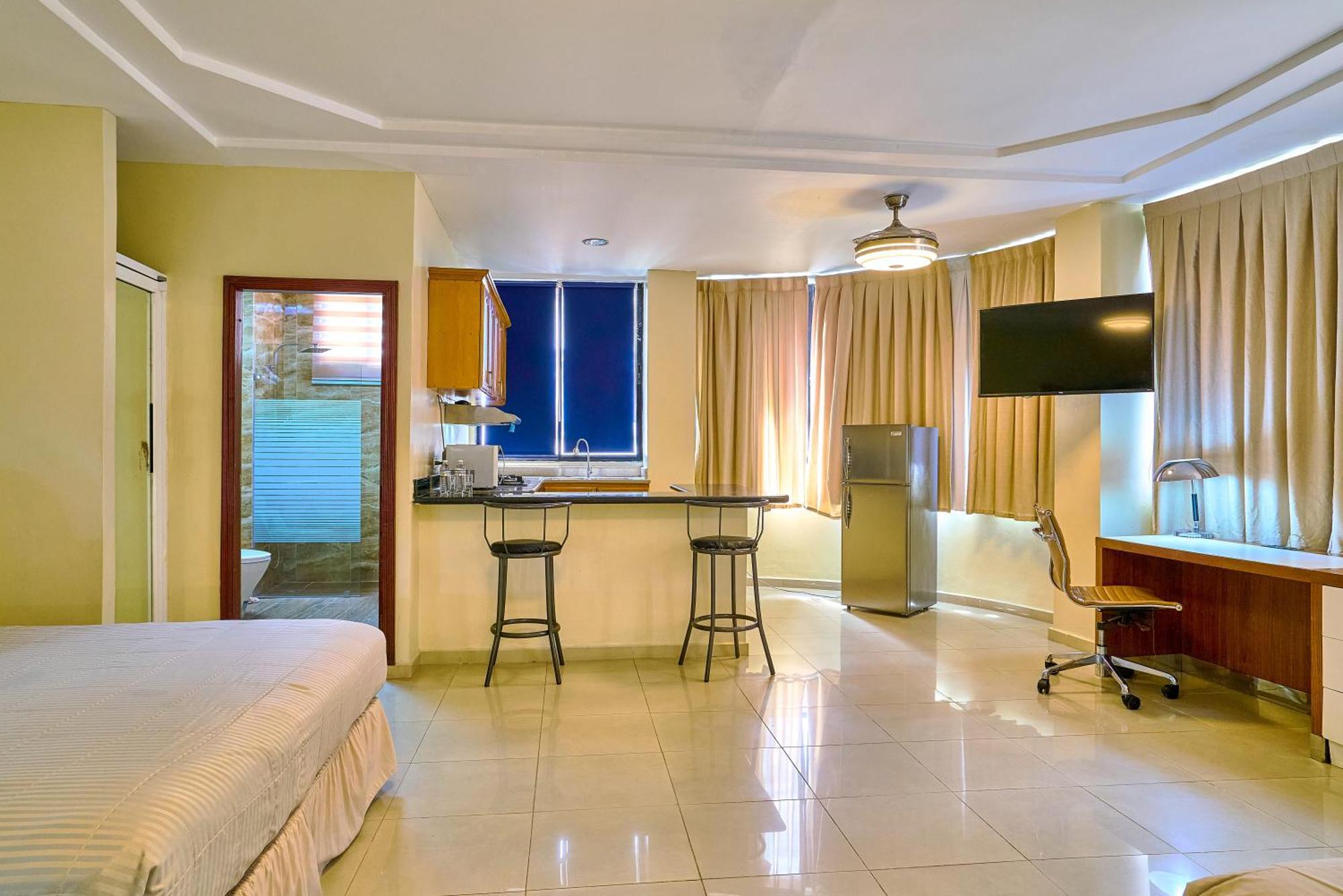 Hotel Libertad At Historic Main Street Santo Domingo Exterior photo