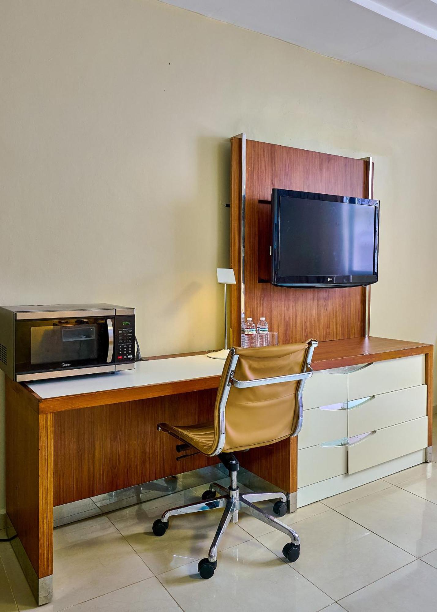 Hotel Libertad At Historic Main Street Santo Domingo Exterior photo